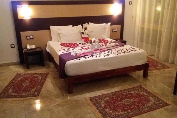 Space Telemly Hotel Algiers Экстерьер фото