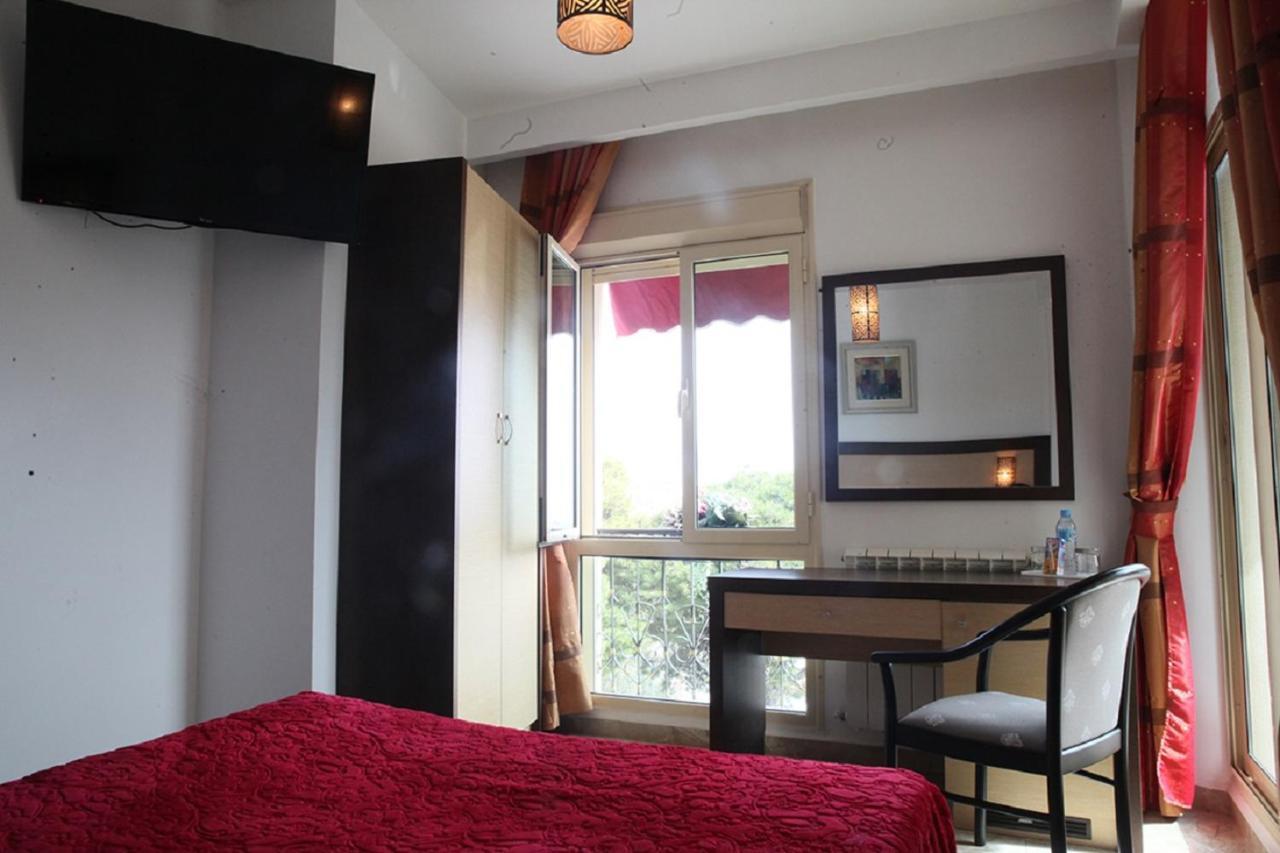 Space Telemly Hotel Algiers Экстерьер фото