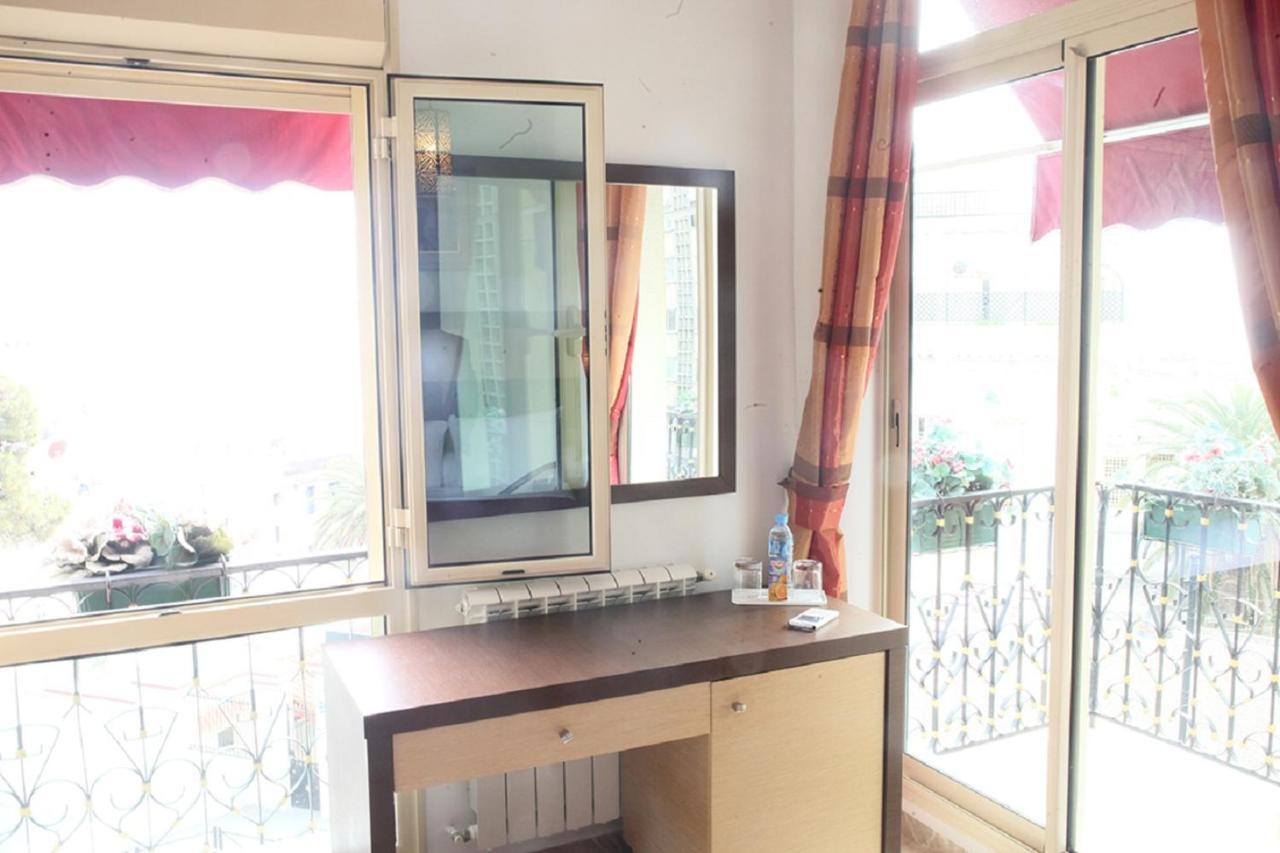 Space Telemly Hotel Algiers Экстерьер фото